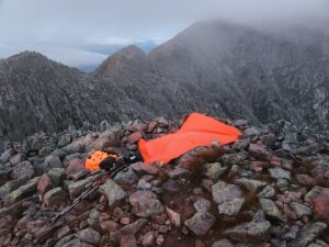 6 hikers rescued after 21-hour stay atop Katahdin -Piscataquis Observer